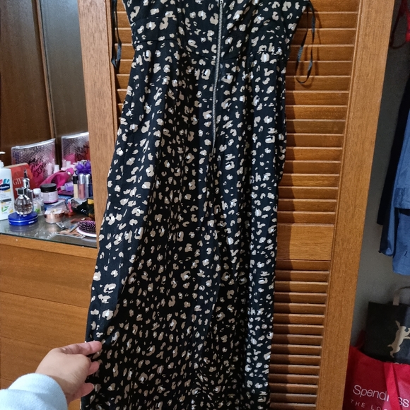 Jumpsuit - Picture 7 of 8